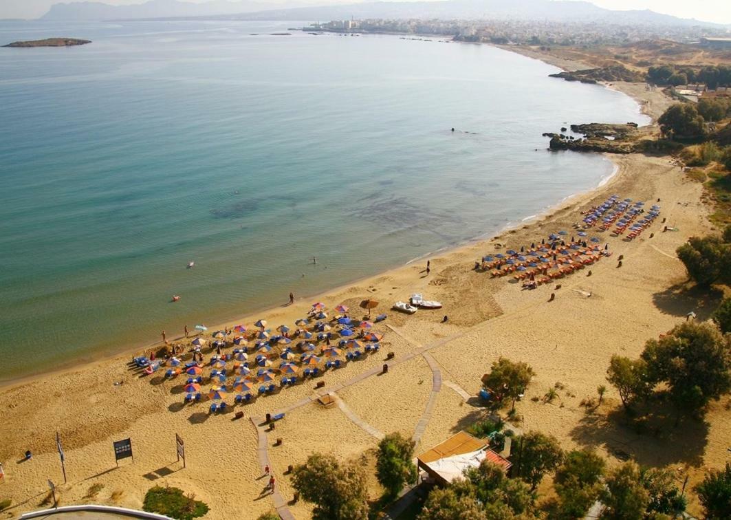Villa Oasis Galatás Dış mekan fotoğraf