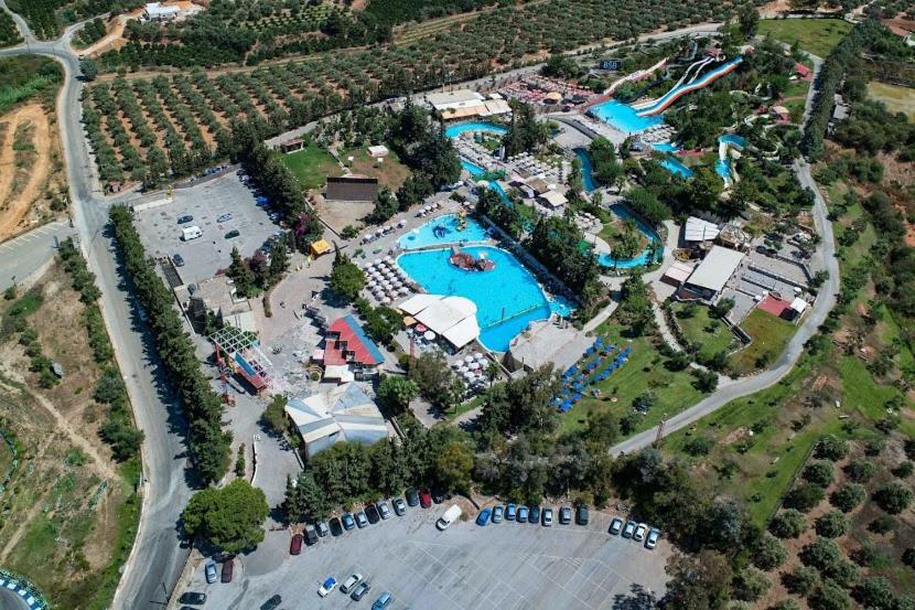 Villa Oasis Galatás Dış mekan fotoğraf