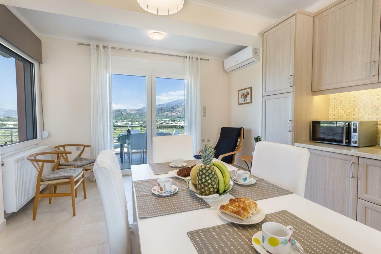 Villa Oasis Galatás Dış mekan fotoğraf