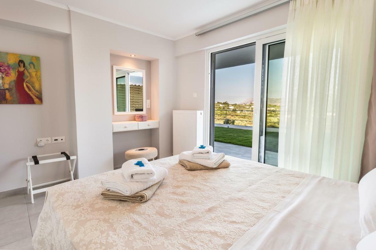 Villa Oasis Galatás Dış mekan fotoğraf