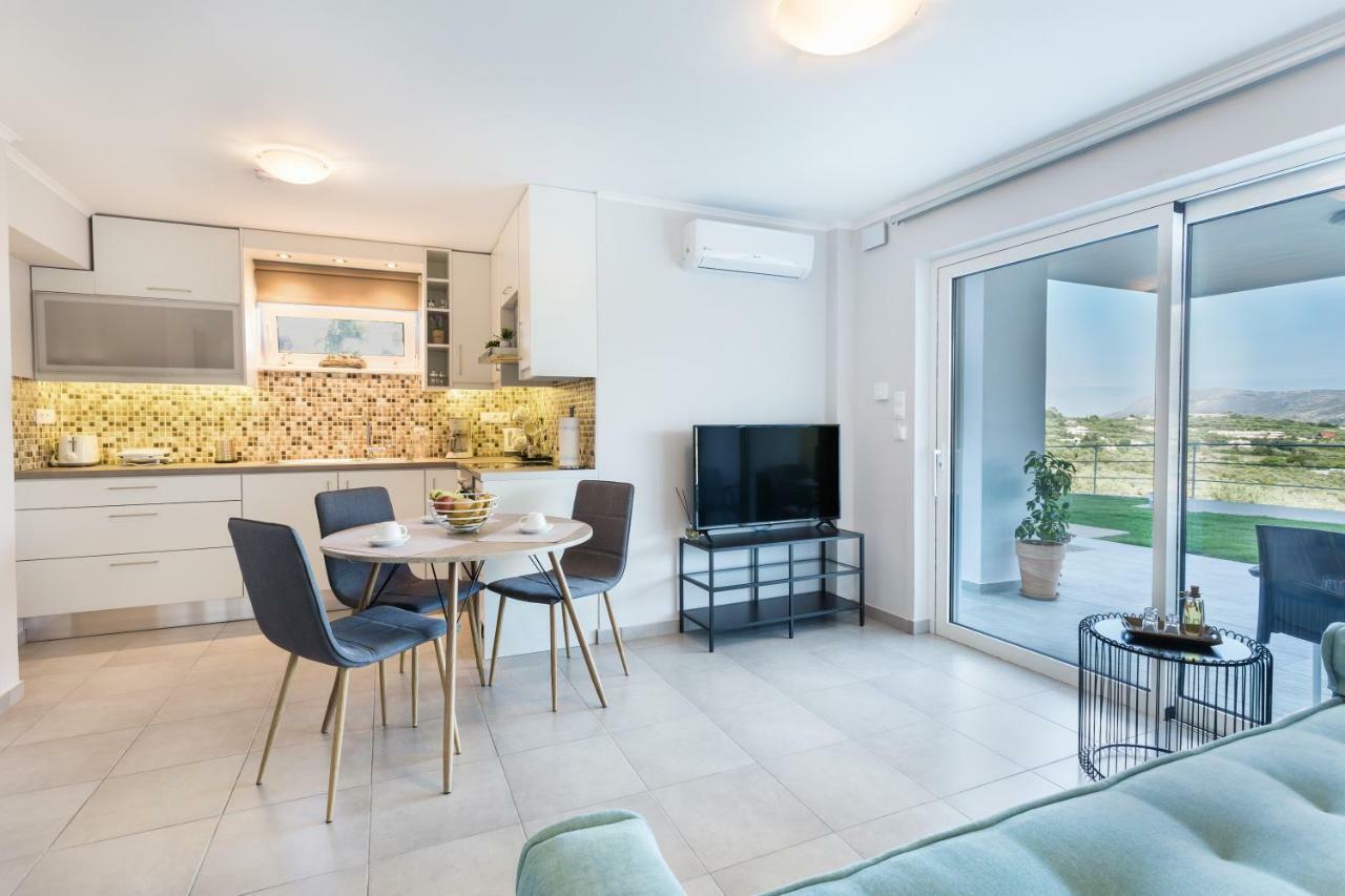 Villa Oasis Galatás Dış mekan fotoğraf