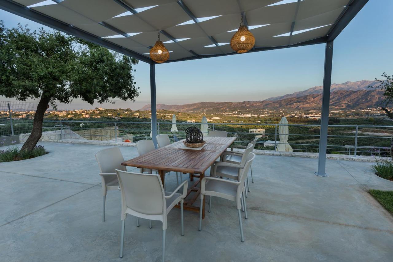 Villa Oasis Galatás Dış mekan fotoğraf